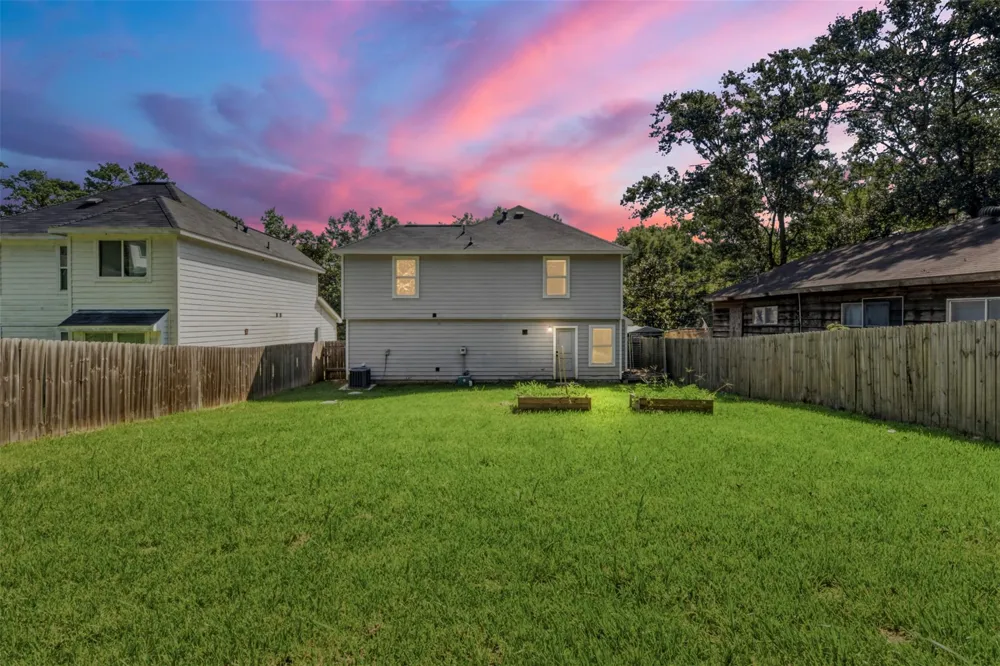 15011 Crockett Road Willis, TX 77378