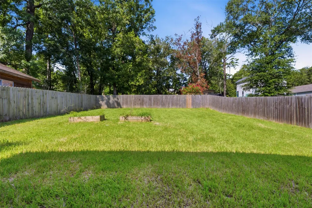 15011 Crockett Road Willis, TX 77378