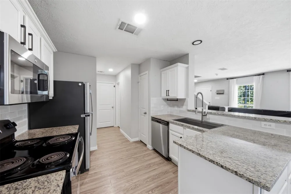 15011 Crockett Road Willis, TX 77378