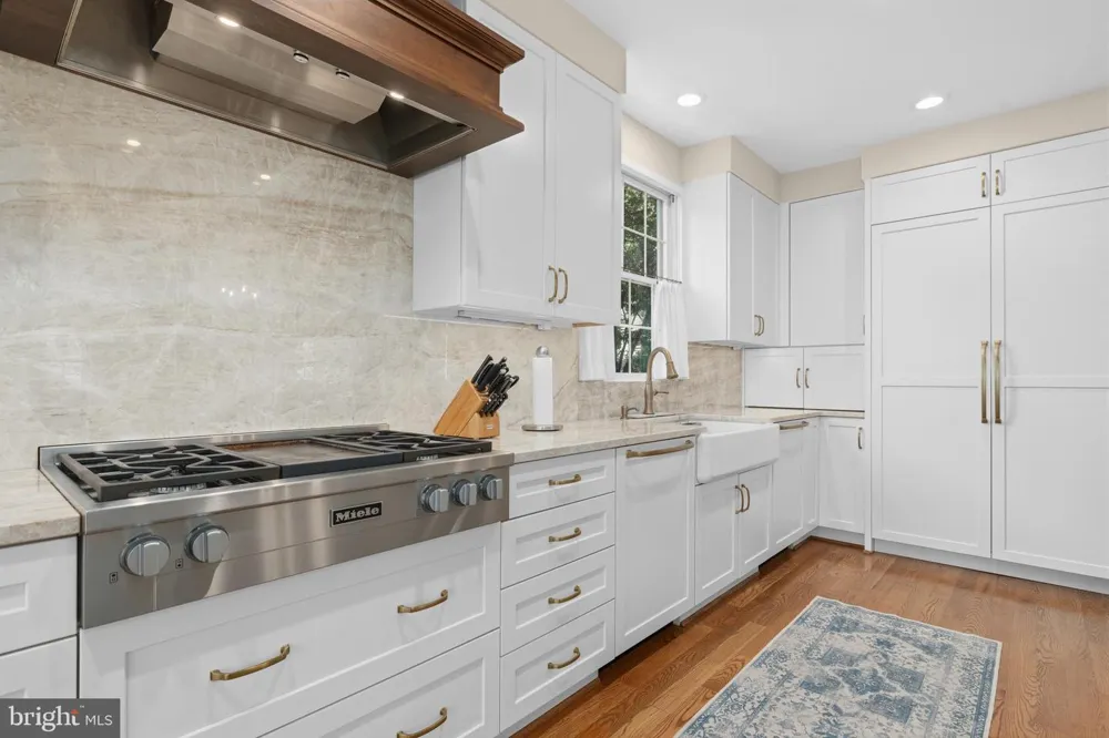 4310 CATHEDRAL AVENUE NW Washington, DC 20016