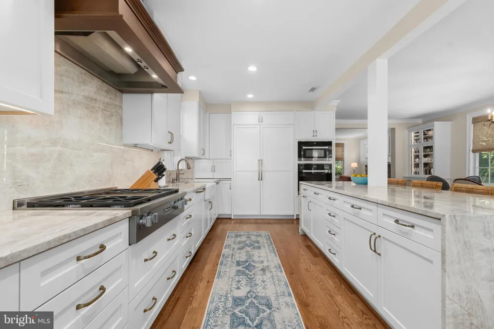 4310 CATHEDRAL AVENUE NW Washington, DC 20016
