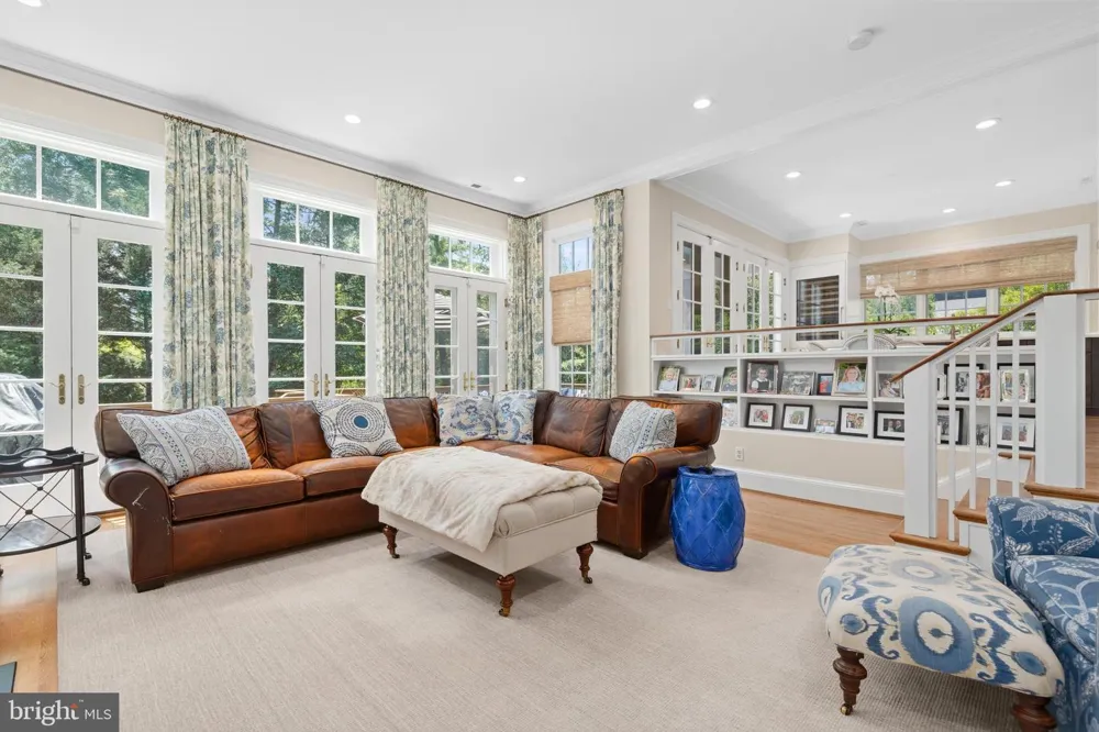 4310 CATHEDRAL AVENUE NW Washington, DC 20016