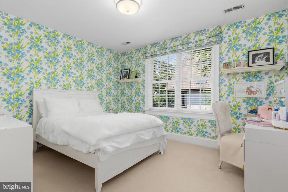 4310 CATHEDRAL AVENUE NW Washington, DC 20016