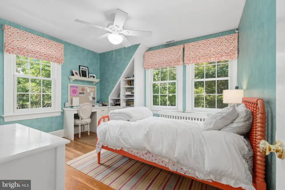 4310 CATHEDRAL AVENUE NW Washington, DC 20016