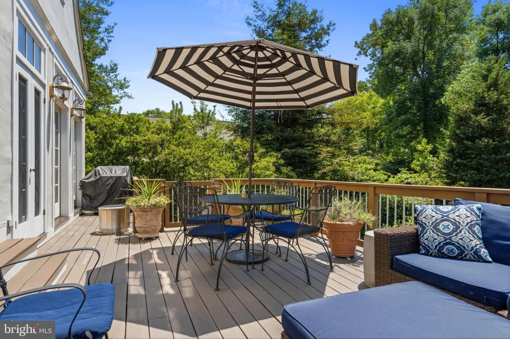4310 CATHEDRAL AVENUE NW Washington, DC 20016
