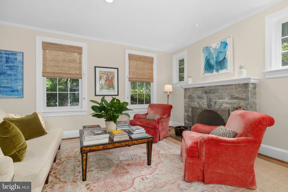 4310 CATHEDRAL AVENUE NW Washington, DC 20016