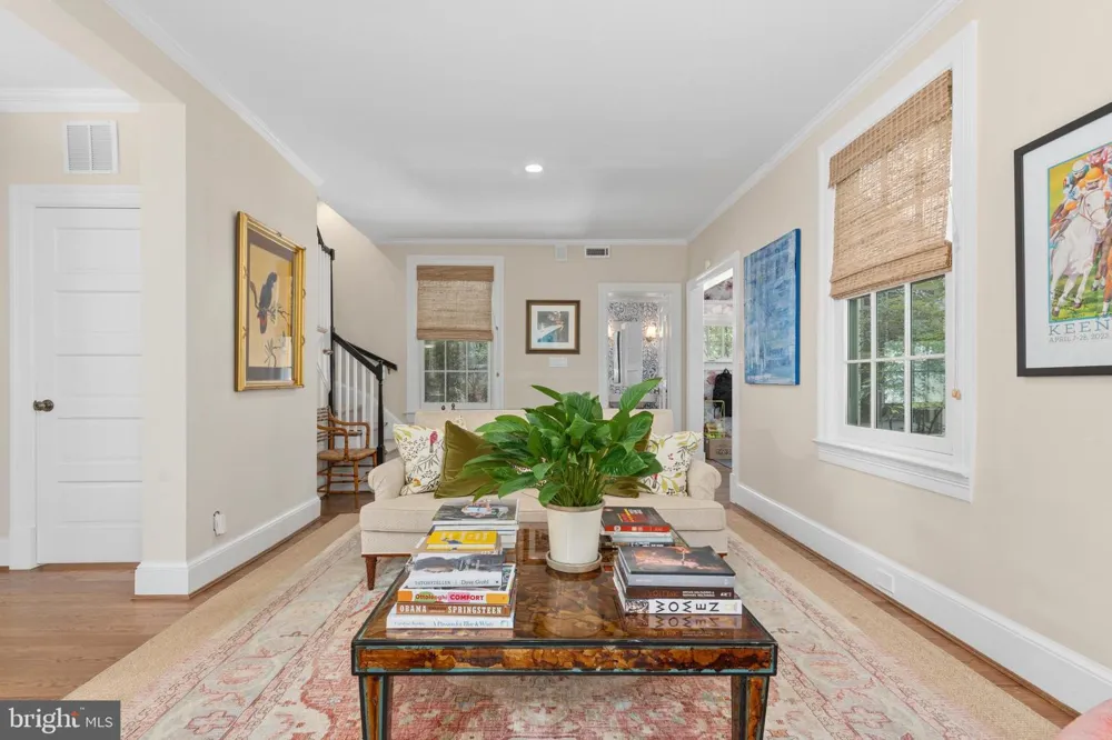 4310 CATHEDRAL AVENUE NW Washington, DC 20016