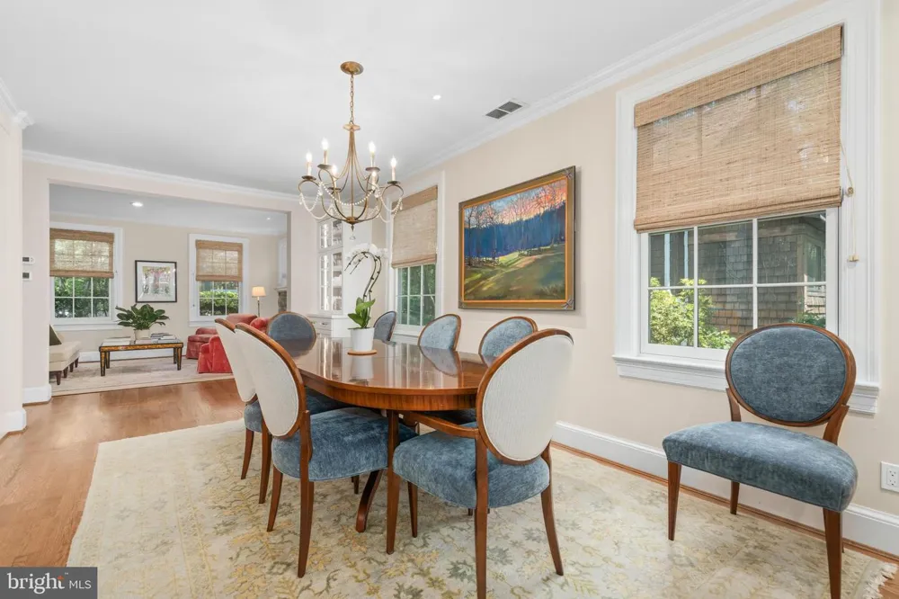 4310 CATHEDRAL AVENUE NW Washington, DC 20016