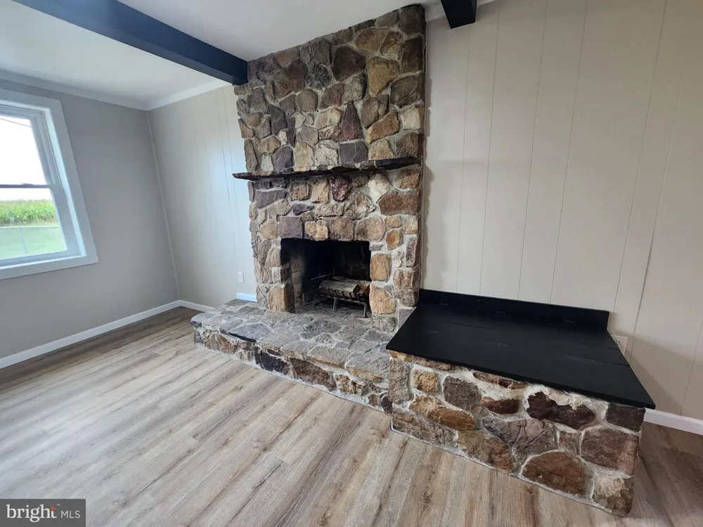 4942 LEMAR Lemasters, PA 17231