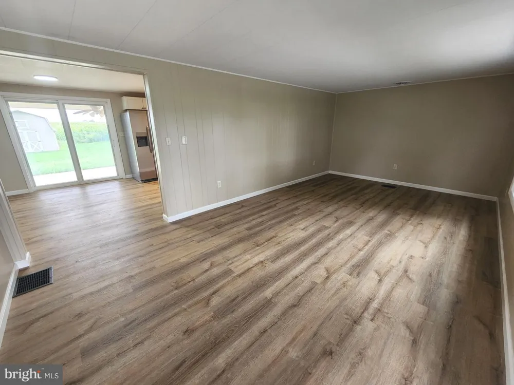4942 LEMAR Lemasters, PA 17231