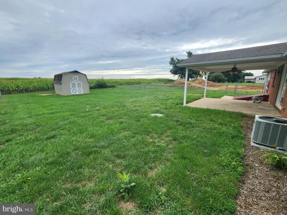 4942 LEMAR Lemasters, PA 17231