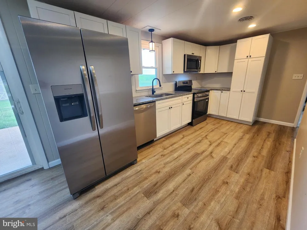 4942 LEMAR Lemasters, PA 17231