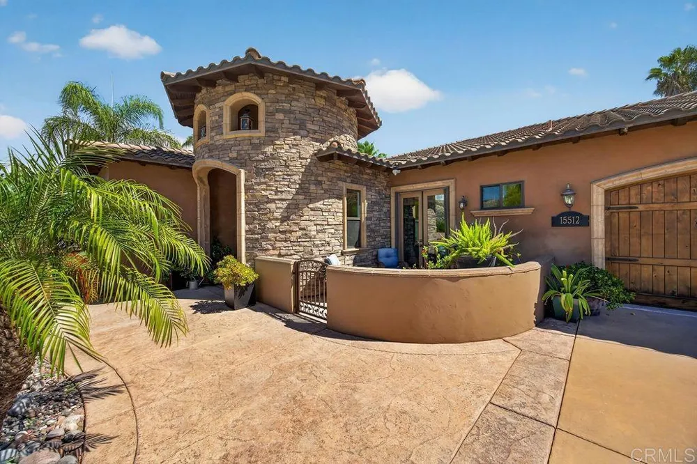 15512 Calistoga Dr Ramona, CA 92065