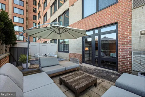2451 MIDTOWN AVENUE #723