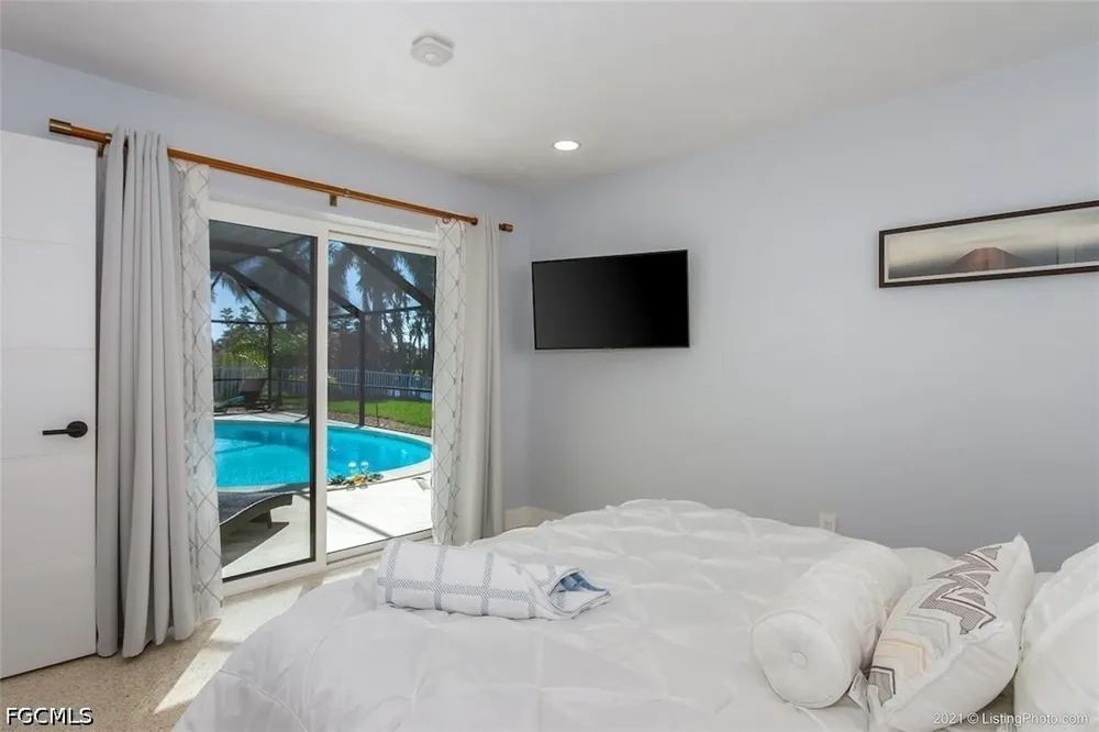 Wellington Court Cape Coral, FL 33904