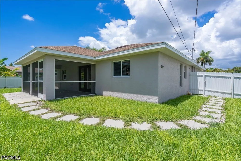 Retunda Parkway W Cape Coral, FL 33904