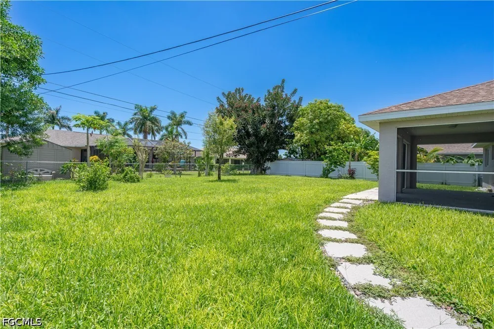 Retunda Parkway W Cape Coral, FL 33904