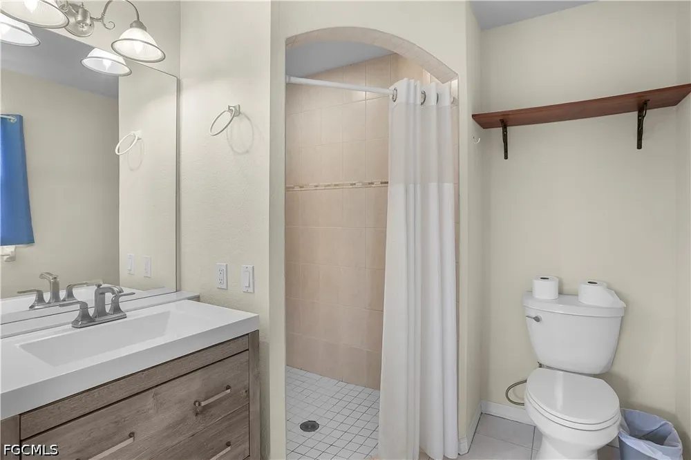 Retunda Parkway W Cape Coral, FL 33904