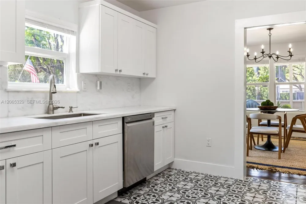 7121 SW 63rd Ave South Miami, FL 33143
