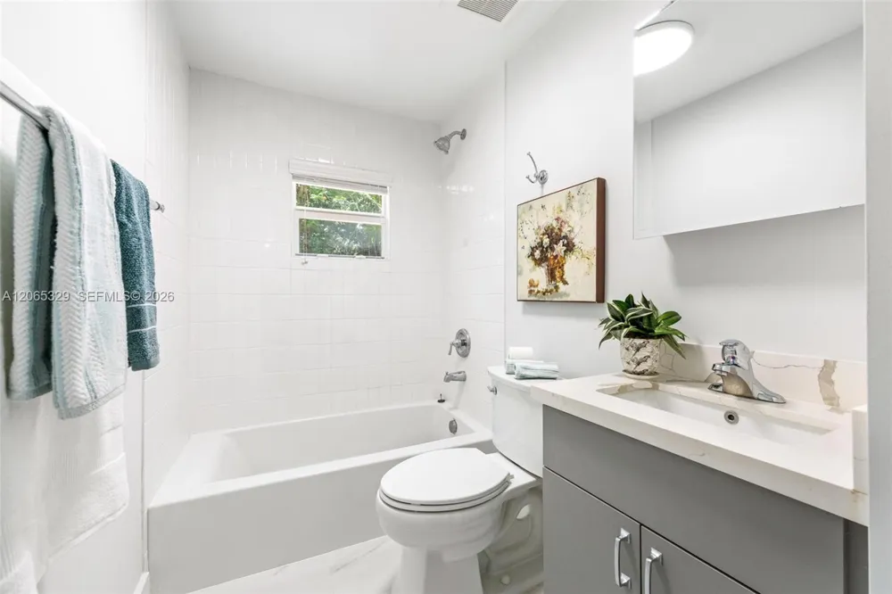 7121 SW 63rd Ave South Miami, FL 33143