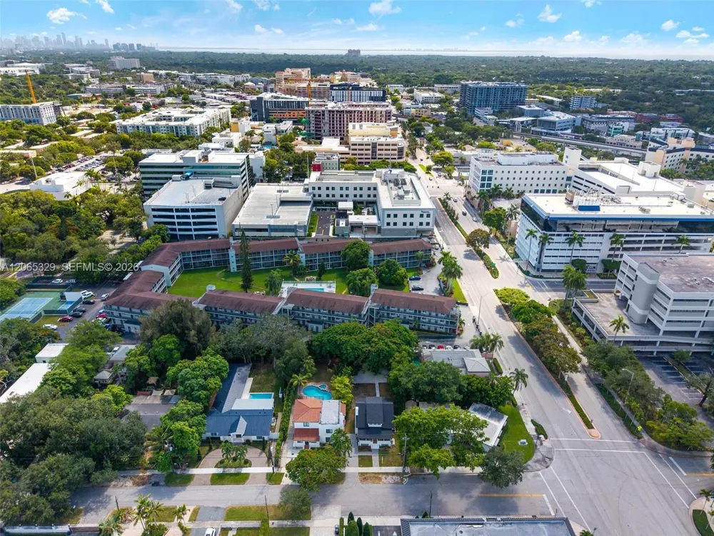 7121 SW 63rd Ave South Miami, FL 33143