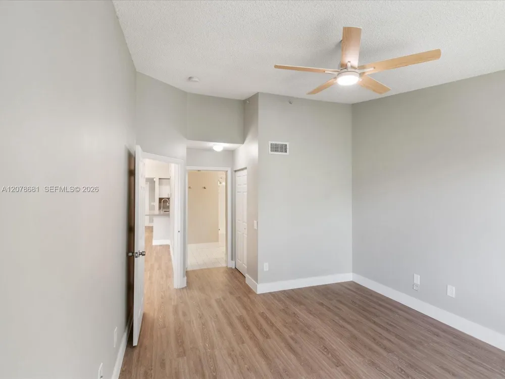 155 NW 96th Ter #2-303 Pembroke Pines, FL 33024