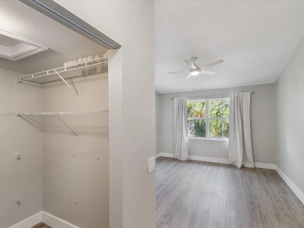 155 NW 96th Ter #2-303 Pembroke Pines, FL 33024