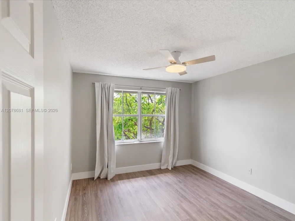 155 NW 96th Ter #2-303 Pembroke Pines, FL 33024