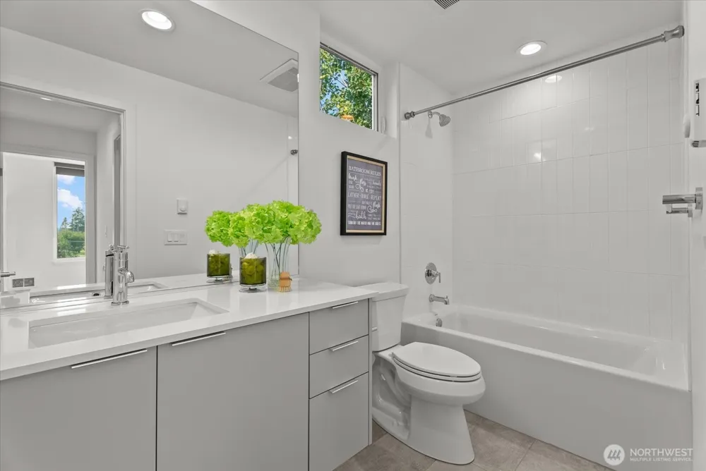 9211 A 14th Avenue NW Seattle, WA 98117