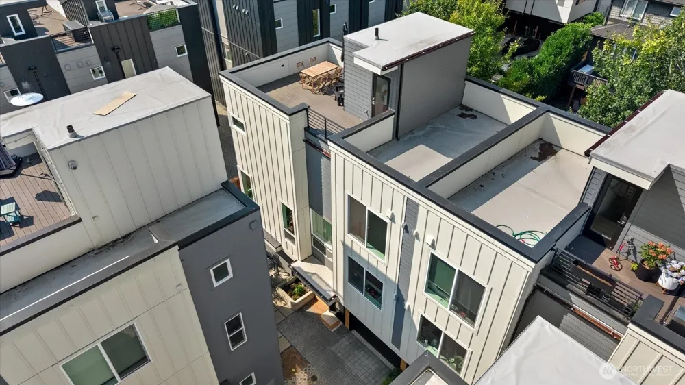 9211 A 14th Avenue NW Seattle, WA 98117