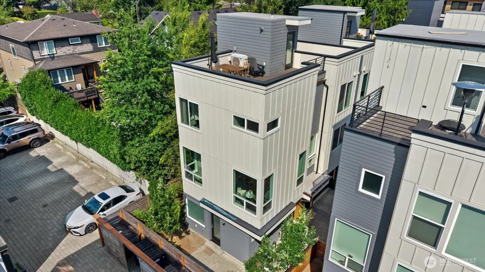 9211 A 14th Avenue NW Seattle, WA 98117