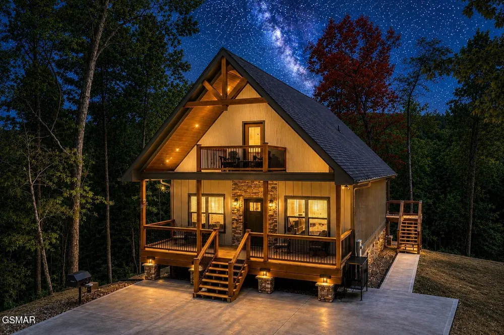 1756 Stinnett Road Sevierville, TN 37876