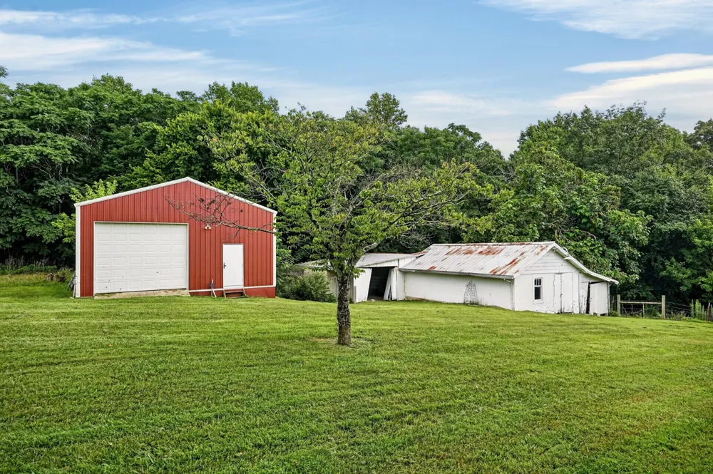 1260 Coconut Ridge Rd Smithville, TN 37166