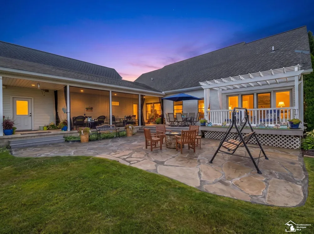 6768 Dennison Road Dundee Township, MI 48131