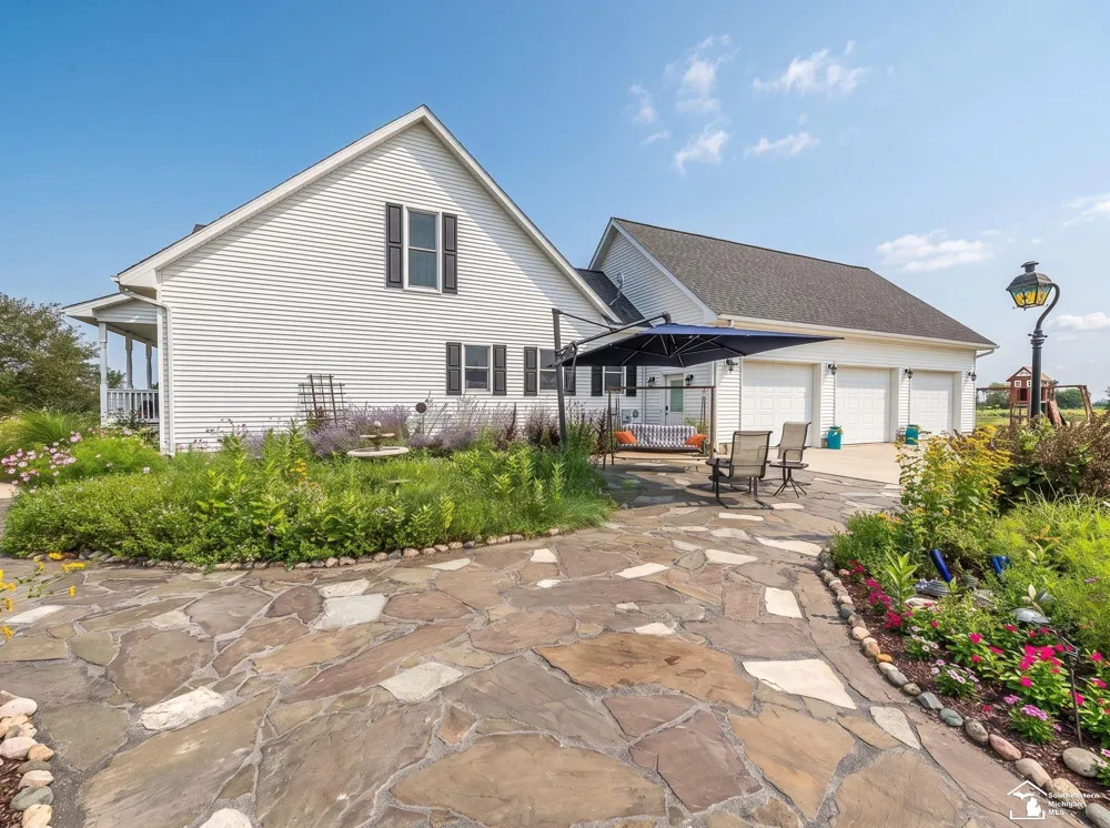 6768 Dennison Road Dundee Township, MI 48131