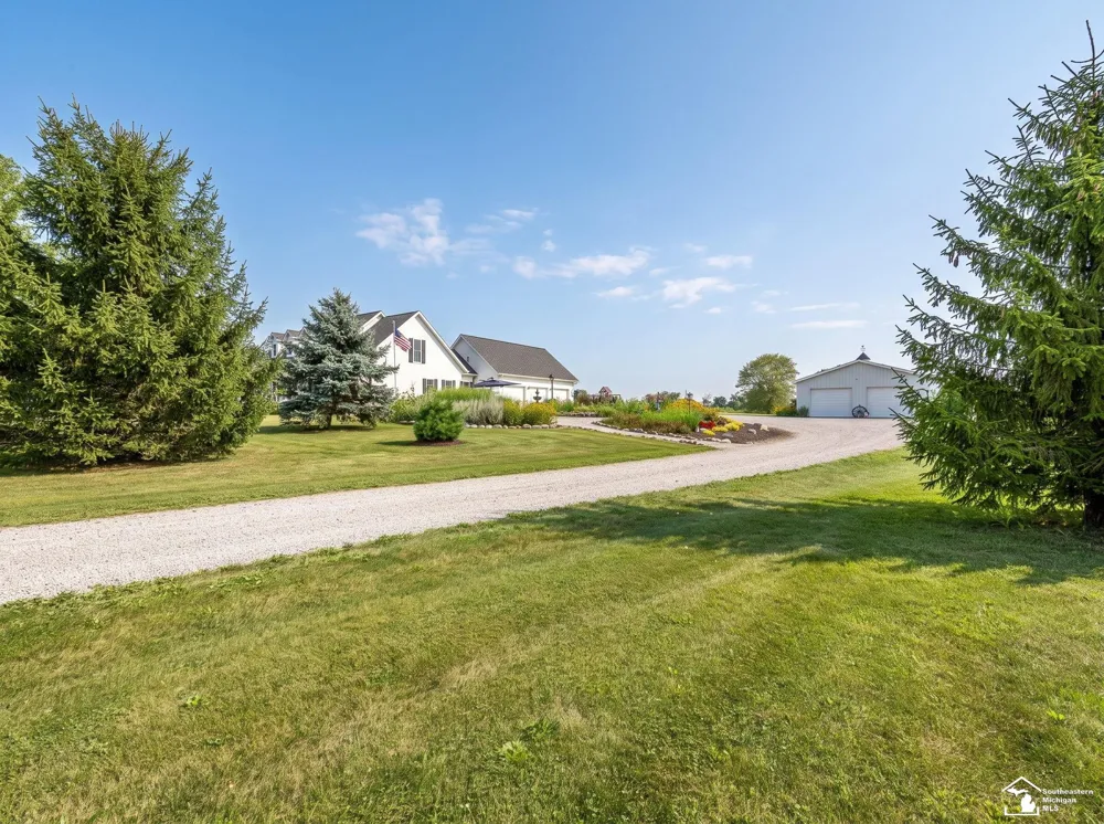 6768 Dennison Road Dundee Township, MI 48131