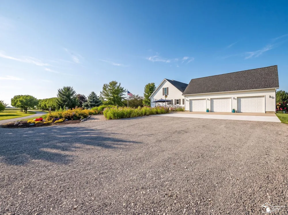 6768 Dennison Road Dundee Township, MI 48131