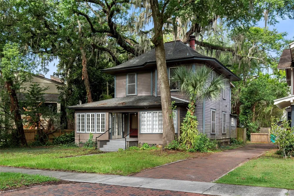 522 S OSCEOLA AVENUE Orlando, FL 32801