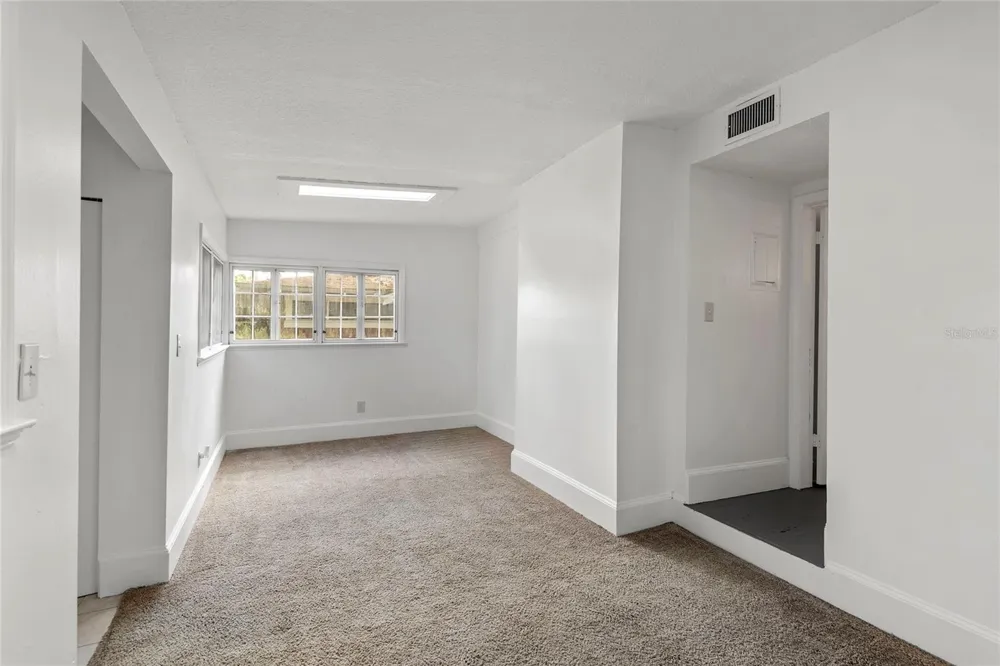522 S OSCEOLA AVENUE Orlando, FL 32801