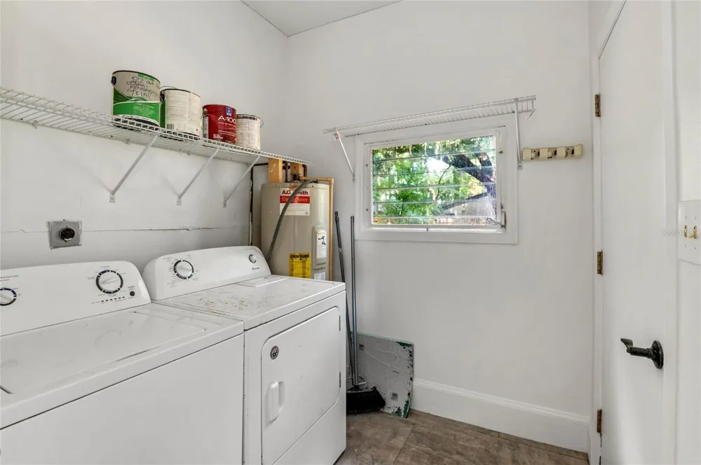 522 S OSCEOLA AVENUE Orlando, FL 32801