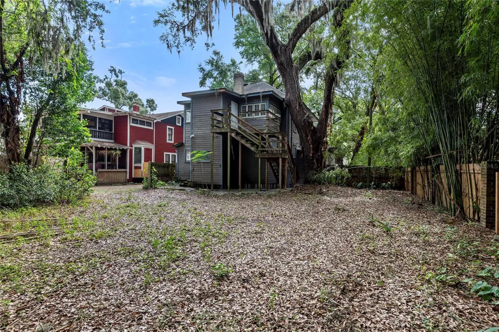 522 S OSCEOLA AVENUE Orlando, FL 32801