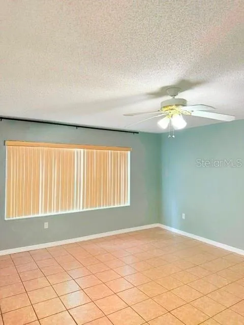 12 FALLEN OAK LANE Palm Coast, FL 32137