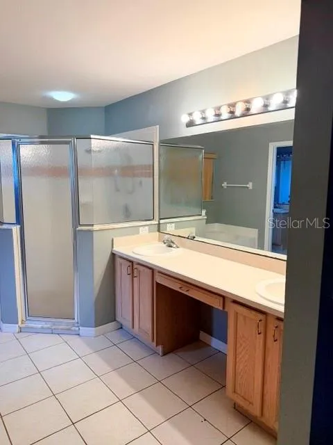 12 FALLEN OAK LANE Palm Coast, FL 32137