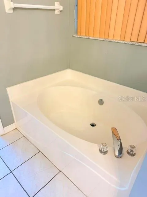 12 FALLEN OAK LANE Palm Coast, FL 32137