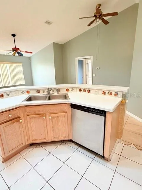 12 FALLEN OAK LANE Palm Coast, FL 32137