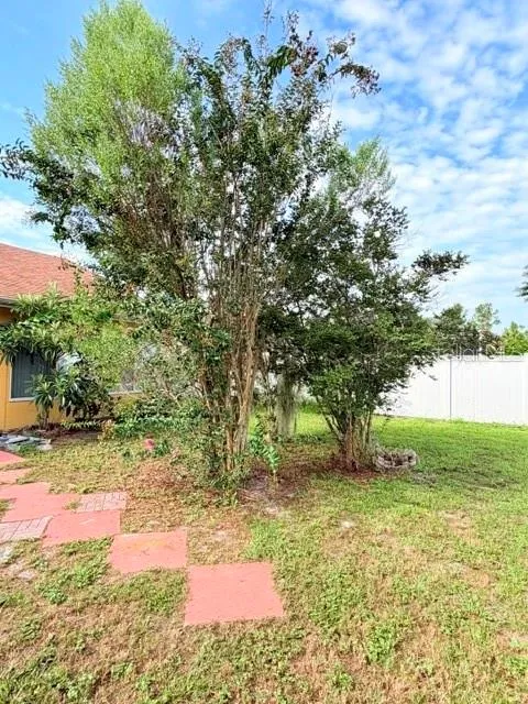 12 FALLEN OAK LANE Palm Coast, FL 32137