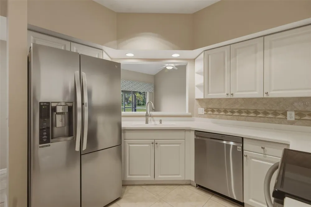 7258 CEDAR HOLLOW CIRCLE #102 Bradenton, FL 34203
