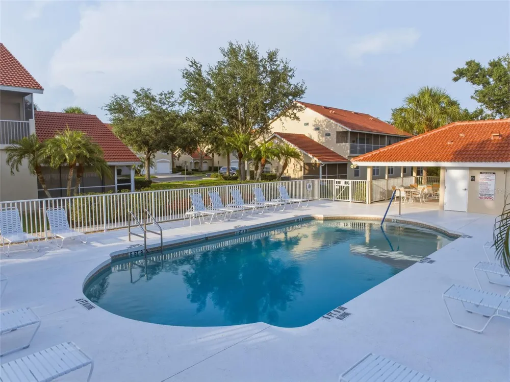 7258 CEDAR HOLLOW CIRCLE #102 Bradenton, FL 34203