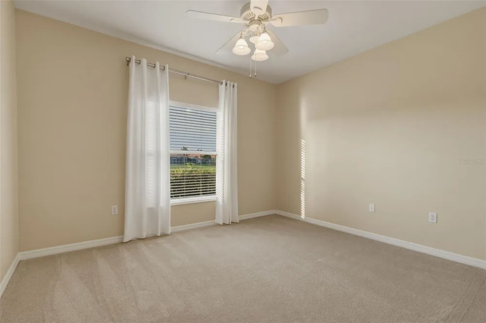 7258 CEDAR HOLLOW CIRCLE #102 Bradenton, FL 34203