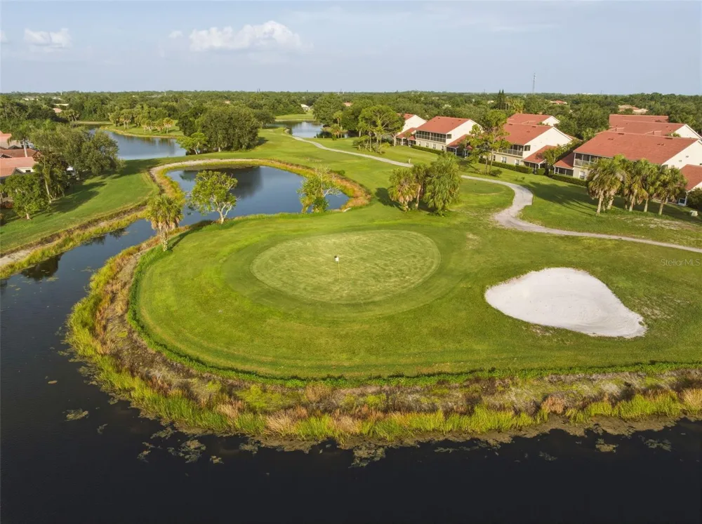 7258 CEDAR HOLLOW CIRCLE #102 Bradenton, FL 34203